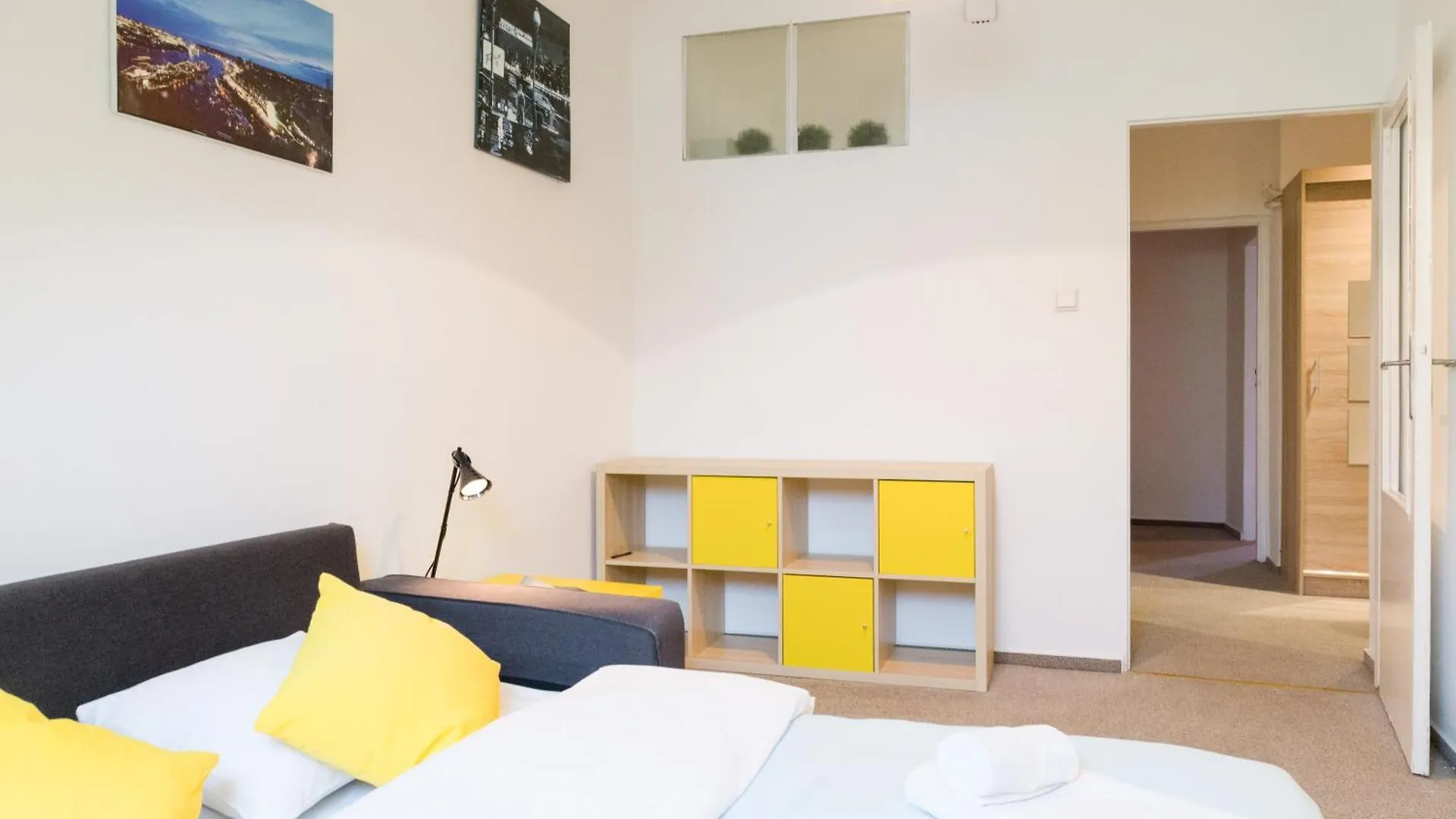 Lovely Apartment In The Old Town Warsaw Poland
